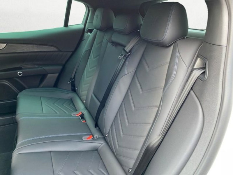 Maserati Grecale nuova a Udine (9)