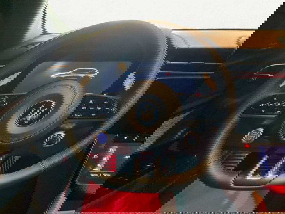 Maserati Grecale nuova a Udine (13)