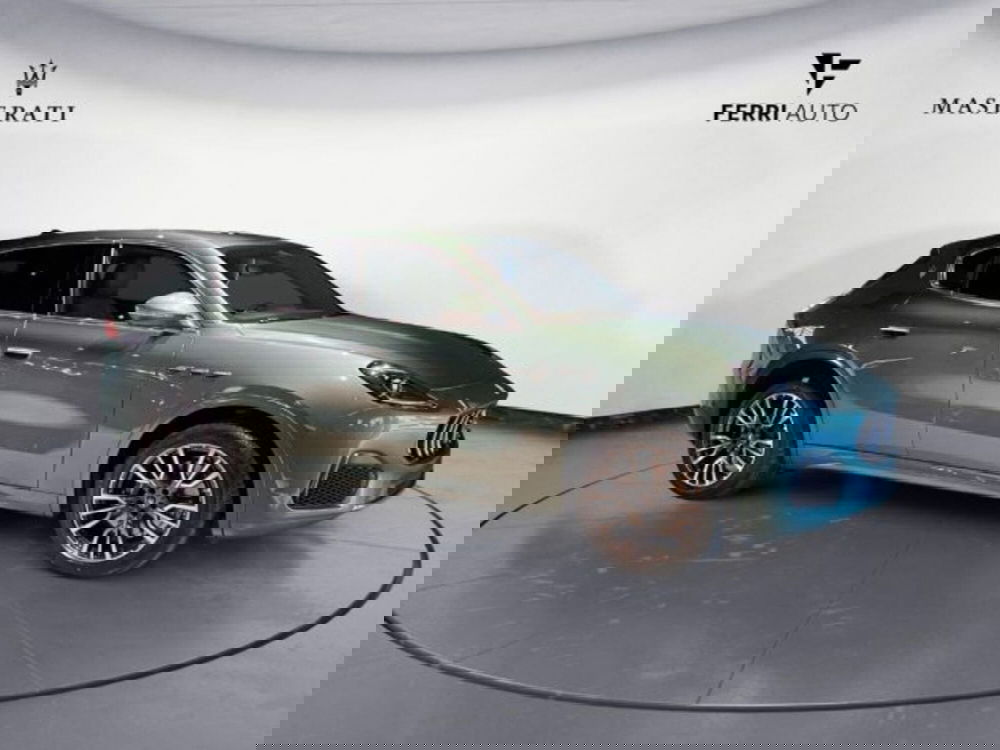 Maserati Grecale nuova a Udine (4)