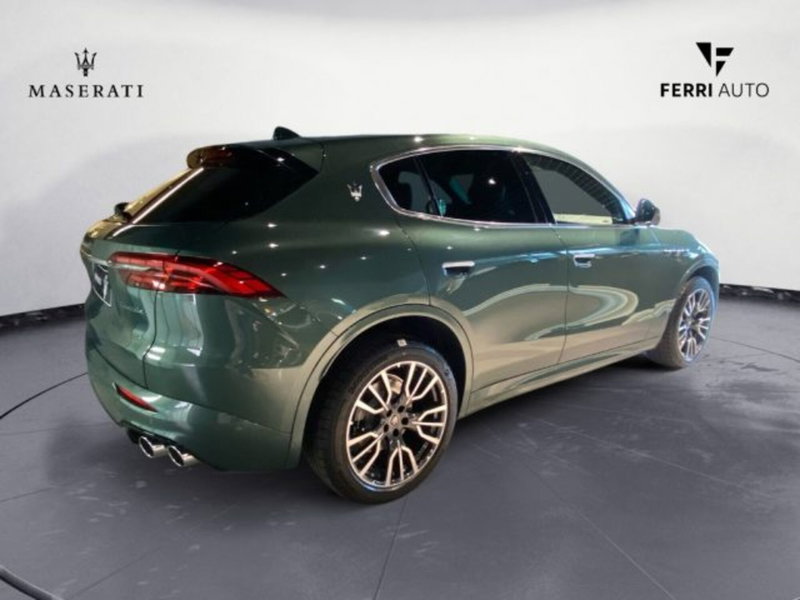 Maserati Grecale nuova a Udine (5)