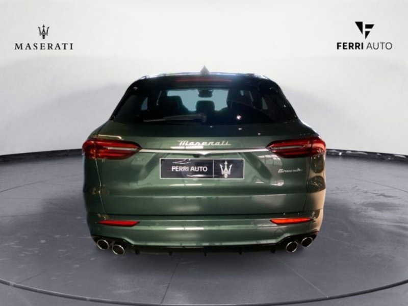 Maserati Grecale nuova a Udine (6)