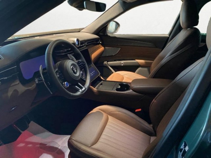 Maserati Grecale nuova a Udine (8)