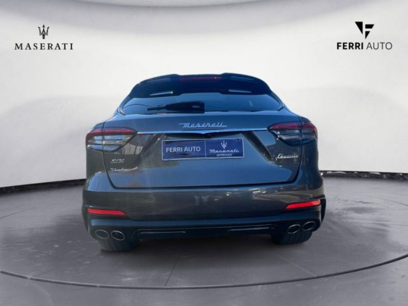 Maserati Levante usata a Udine (6)