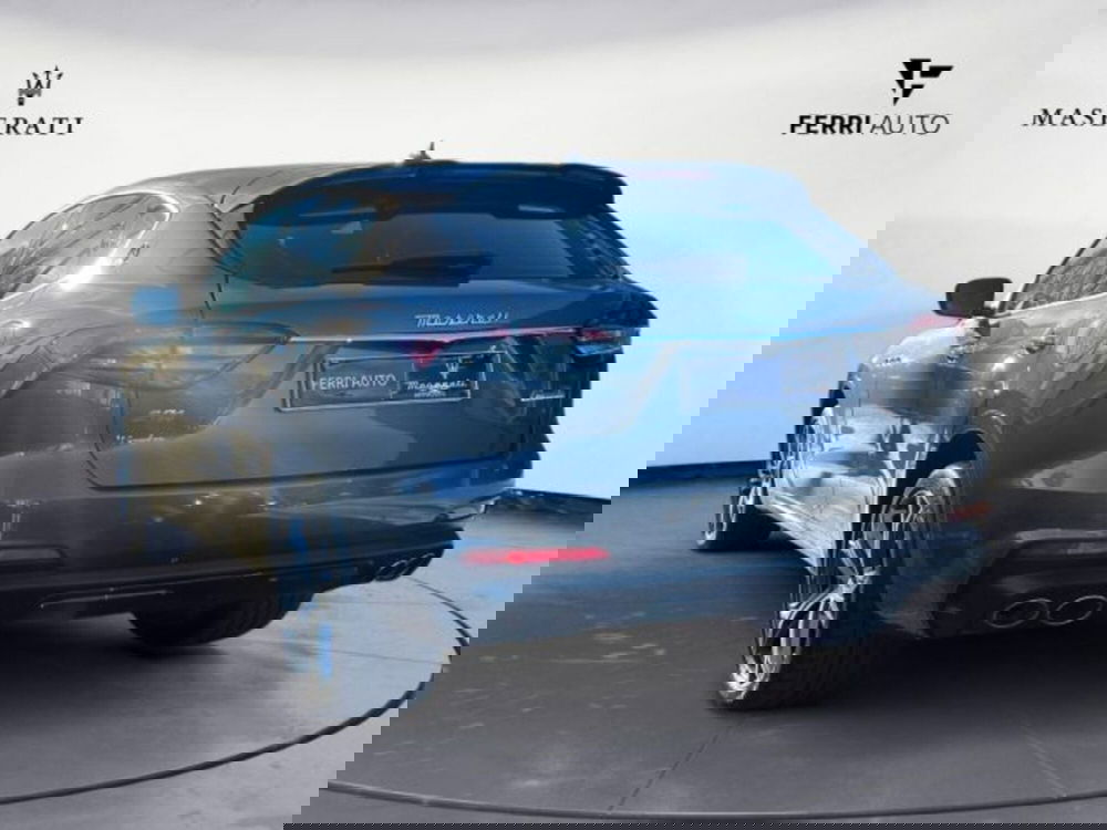 Maserati Levante usata a Udine (7)