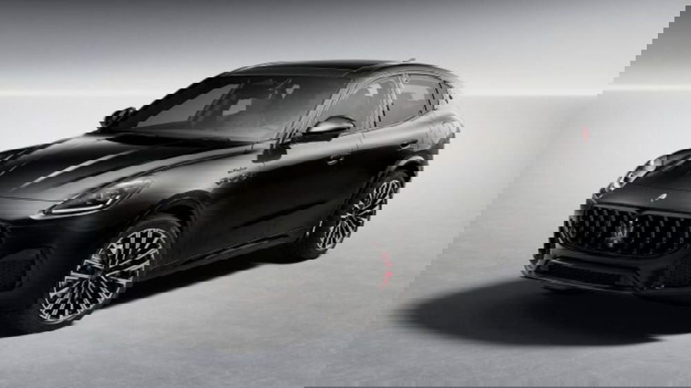 Maserati Grecale nuova a Udine (2)