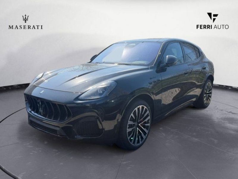 Maserati Grecale nuova a Udine (2)