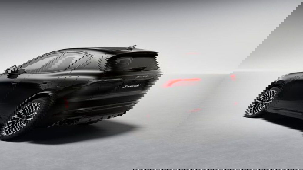 Maserati Grecale nuova a Udine (4)