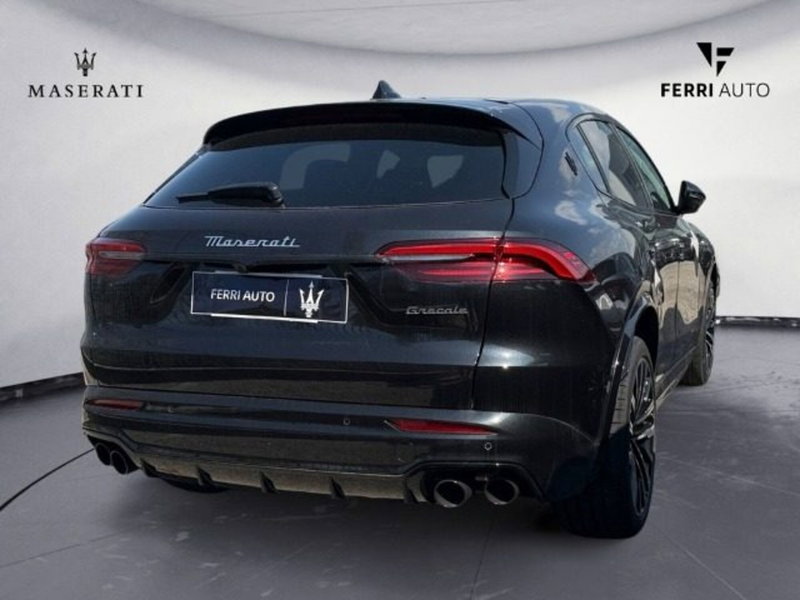 Maserati Grecale nuova a Udine (5)