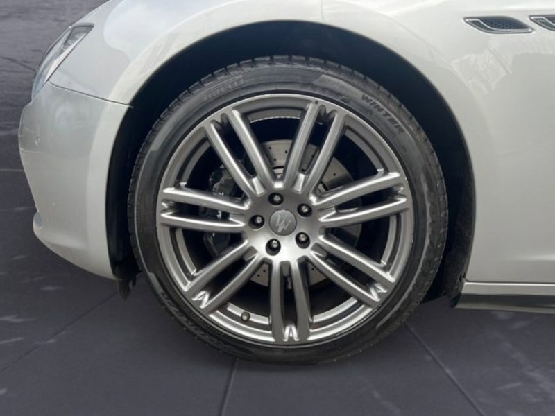 Maserati Ghibli usata a Udine (16)