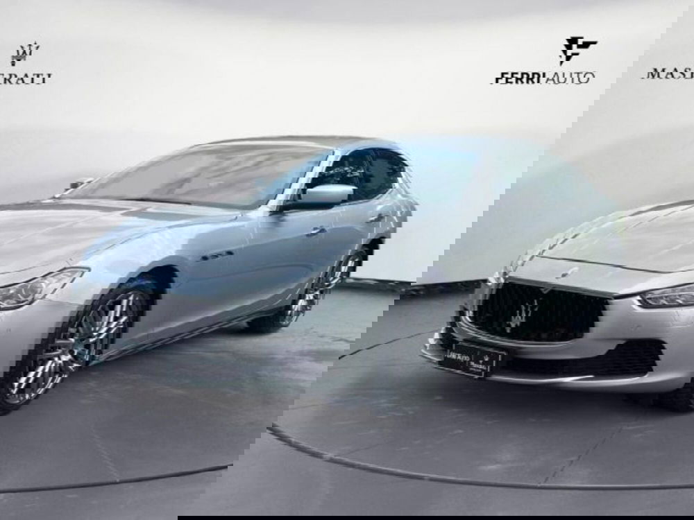 Maserati Ghibli usata a Udine (2)
