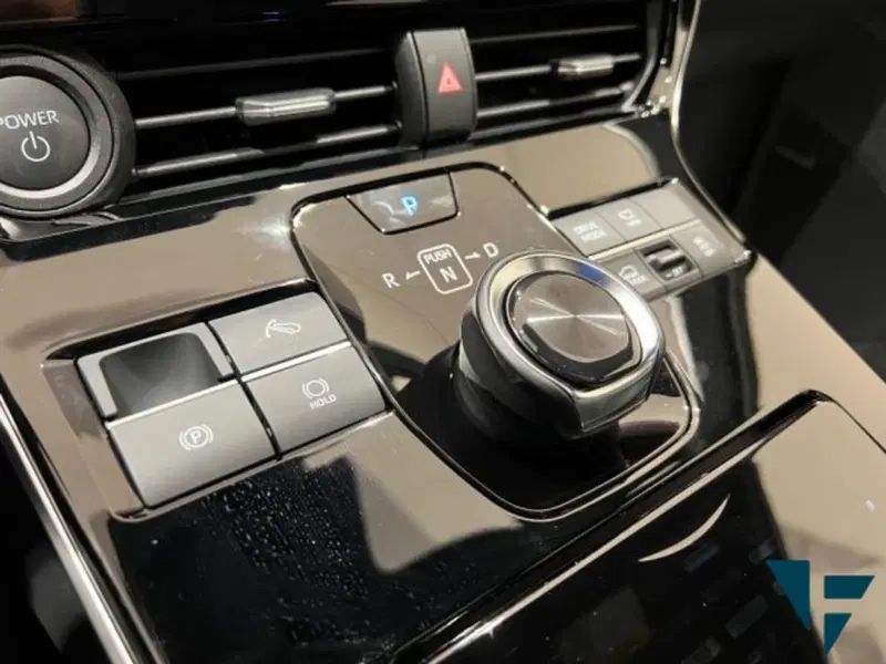 Subaru Solterra nuova a Udine (11)