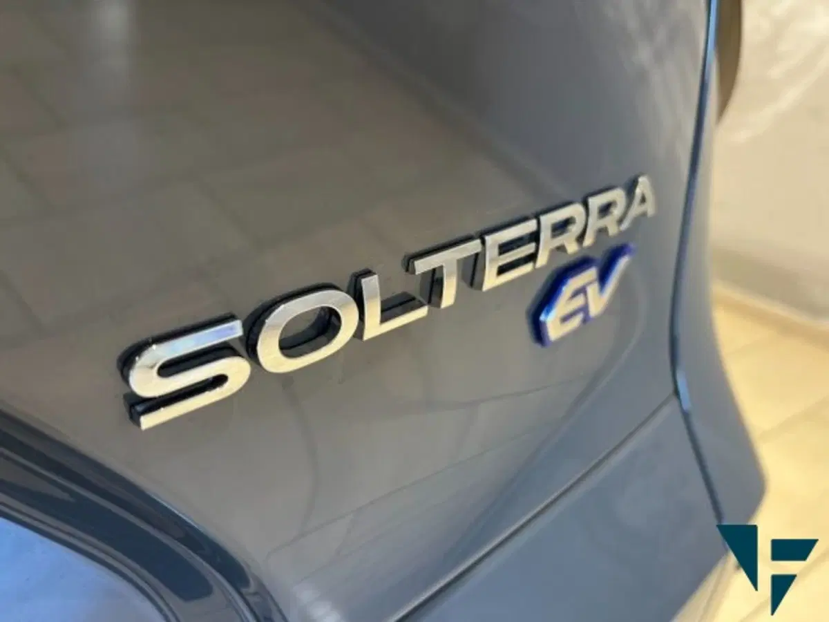 Subaru Solterra nuova a Udine (17)