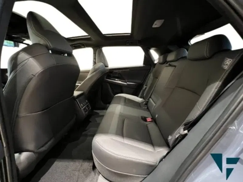 Subaru Solterra nuova a Udine (6)