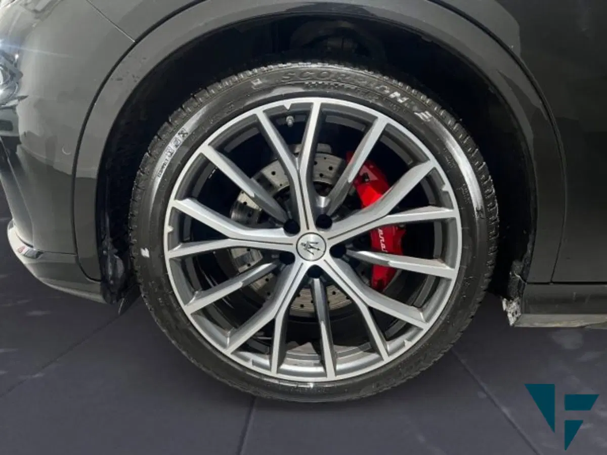 Maserati Grecale usata a Udine (15)
