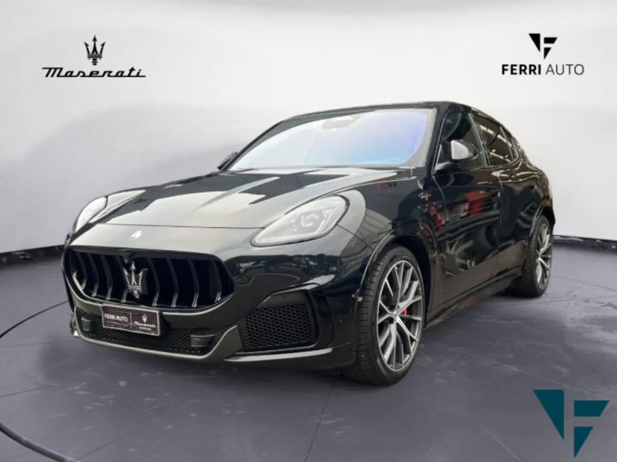 Maserati Grecale usata a Udine (2)