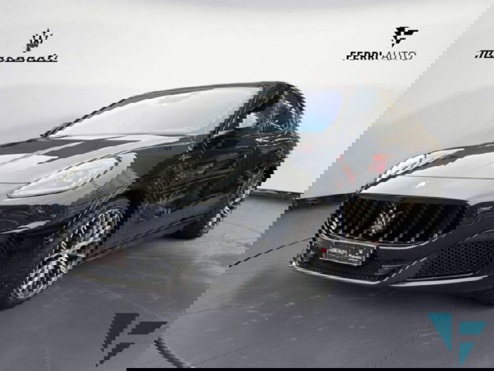 Maserati Grecale usata a Udine (2)