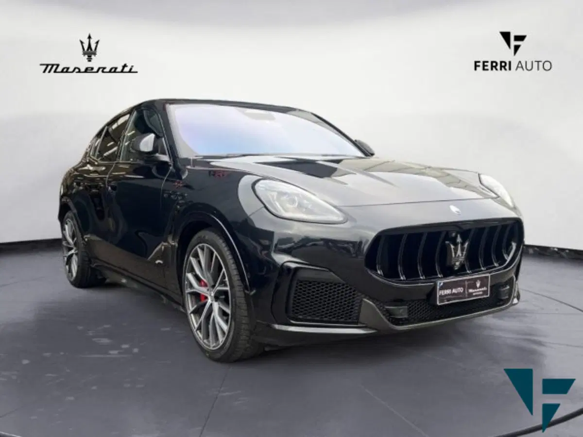 Maserati Grecale usata a Udine (4)