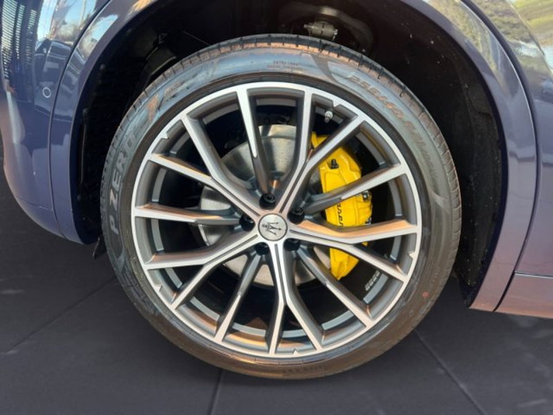 Maserati Grecale nuova a Udine (14)