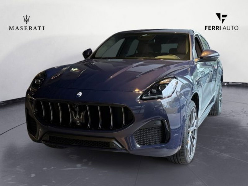 Maserati Grecale nuova a Udine (2)