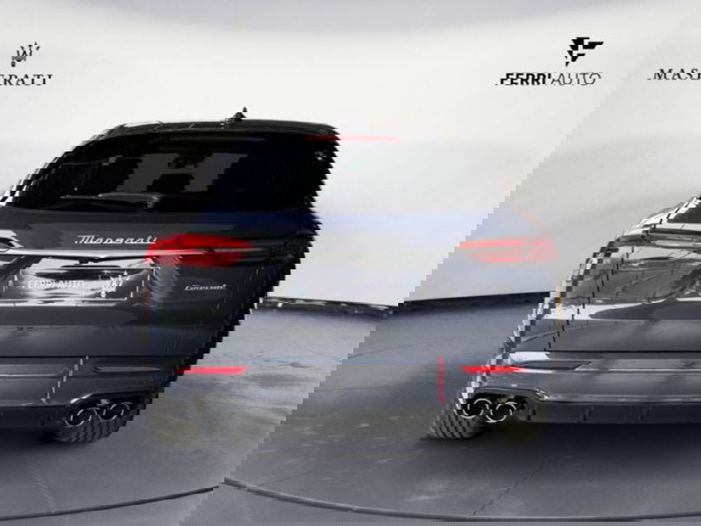 Maserati Grecale nuova a Udine (6)