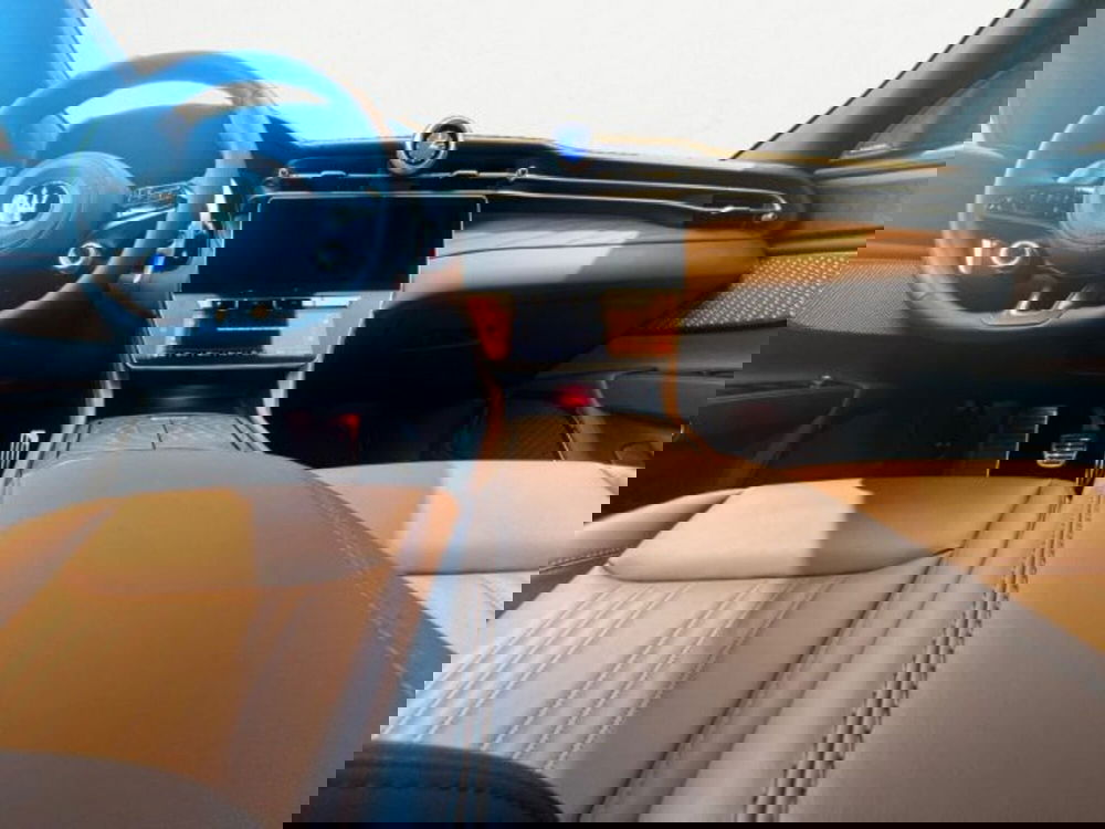 Maserati Grecale nuova a Udine (10)