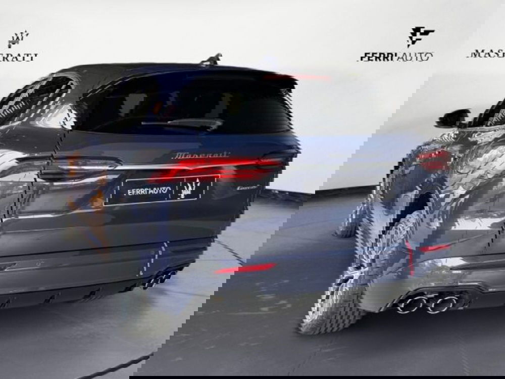 Maserati Grecale nuova a Udine (7)