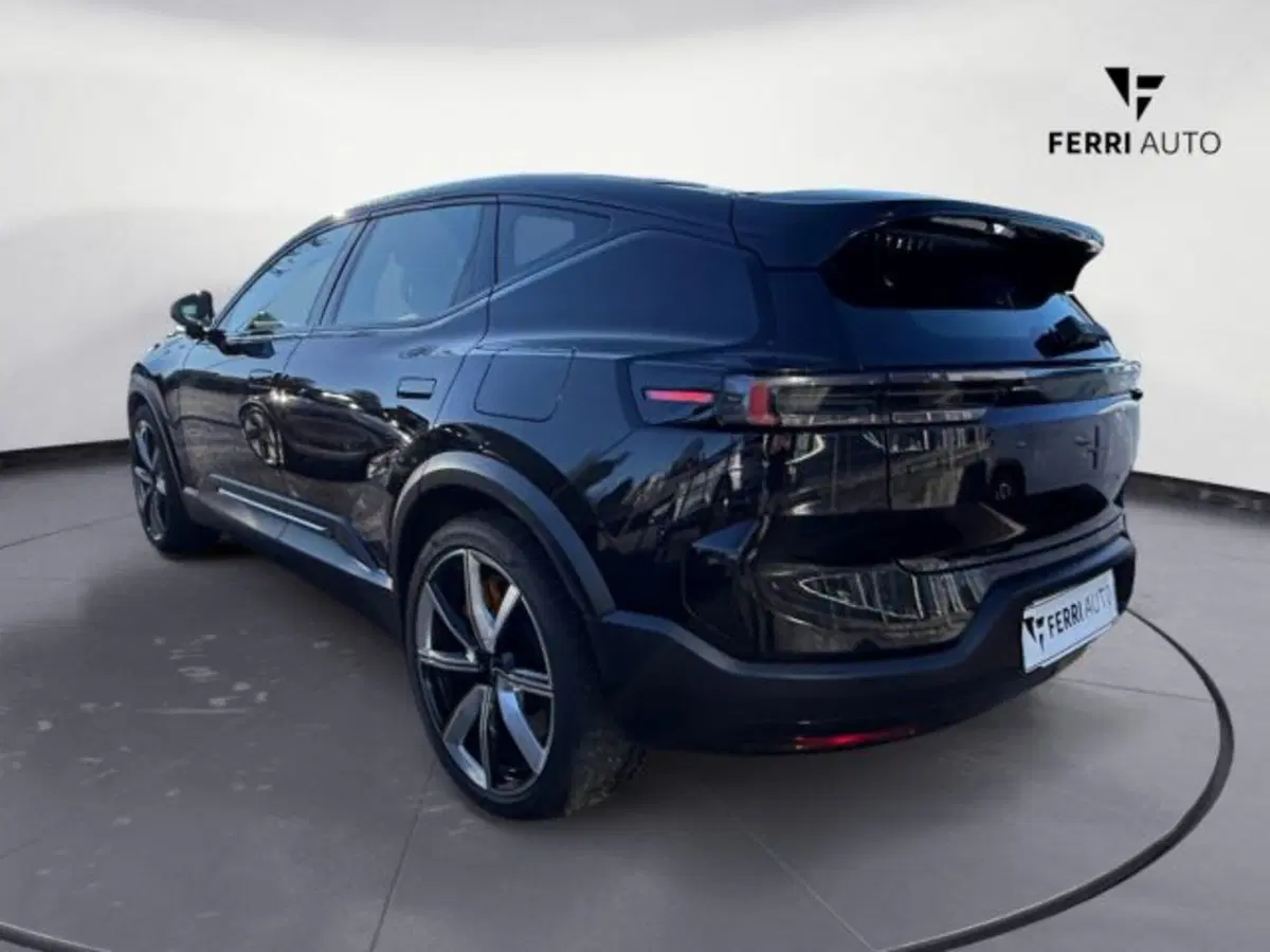 Polestar Polestar 3 nuova a Udine (5)