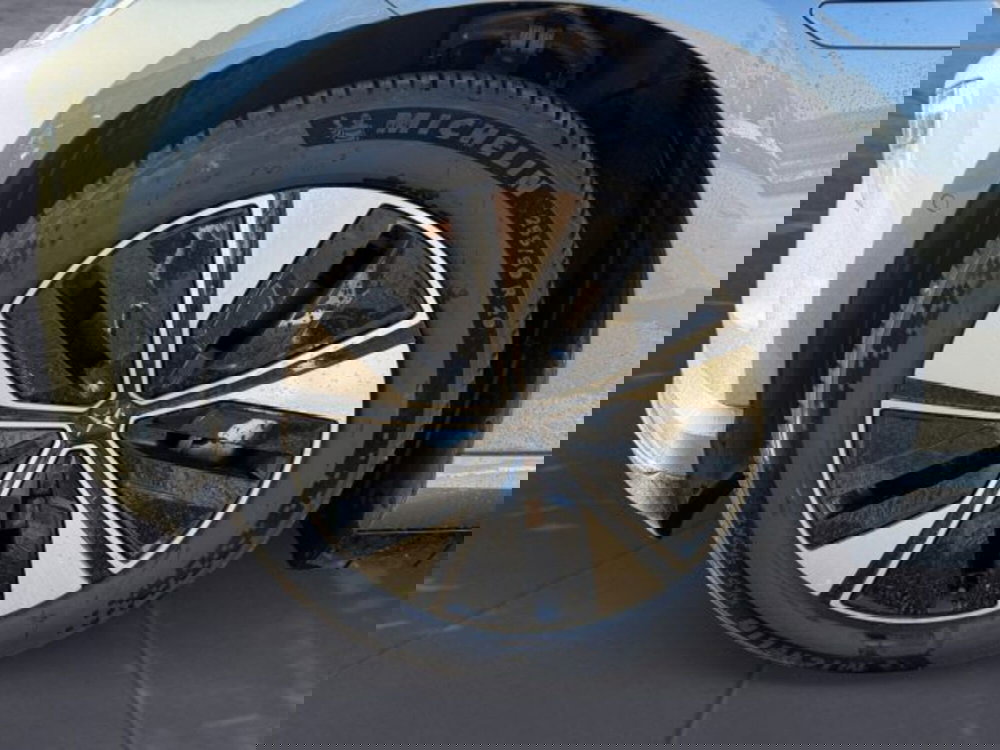 Polestar Polestar 4 nuova a Udine (11)