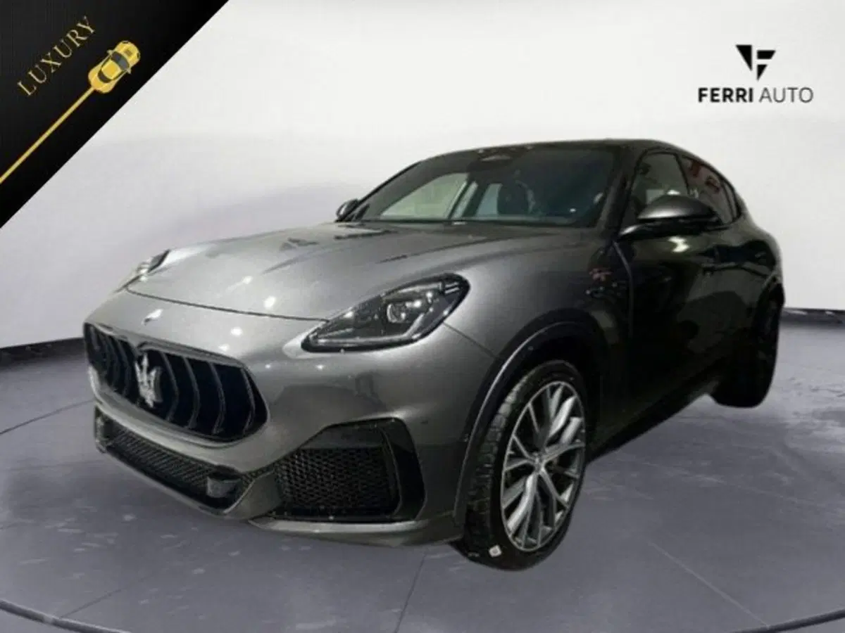 Maserati Grecale usata a Udine
