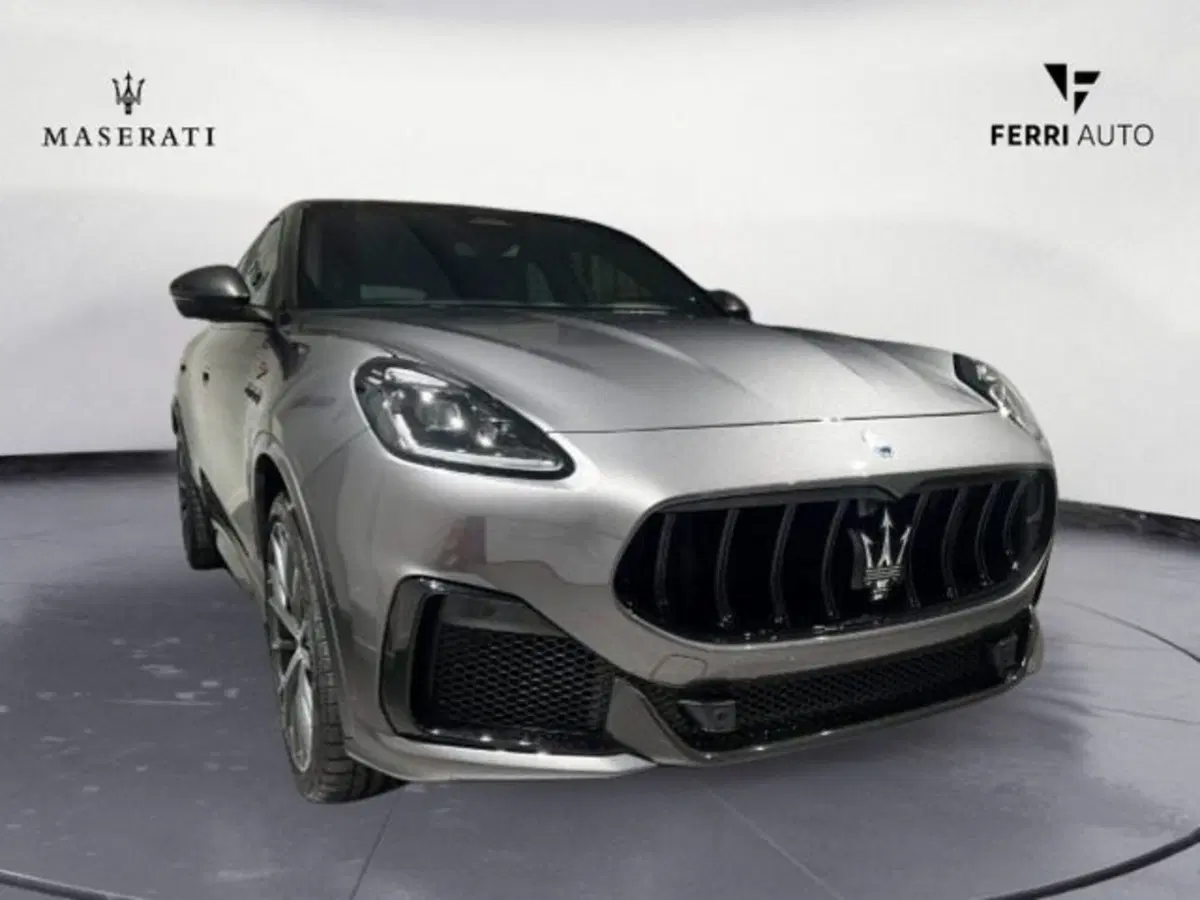 Maserati Grecale usata a Udine (4)