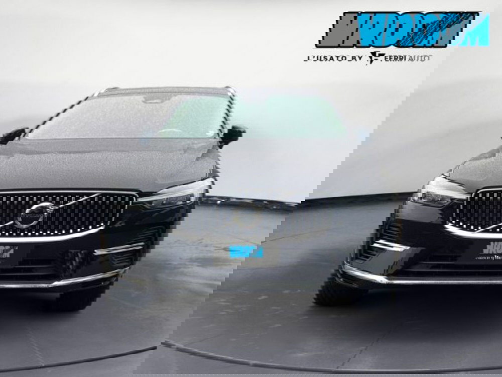 Volvo XC60 nuova a Udine (2)