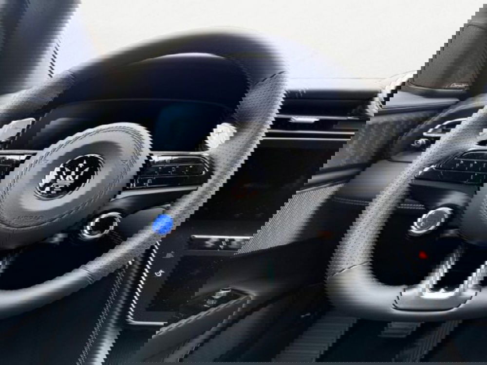 Maserati Grecale nuova a Udine (12)