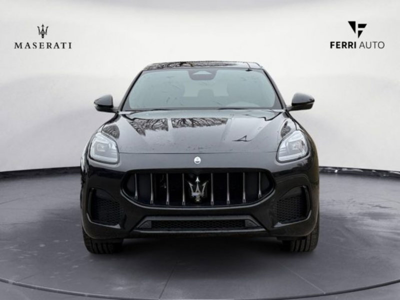 Maserati Grecale nuova a Udine (3)