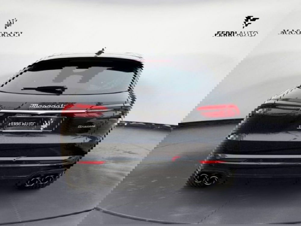 Maserati Grecale nuova a Udine (6)