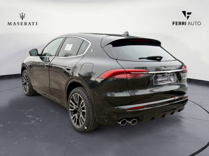 Maserati Grecale nuova a Udine (7)