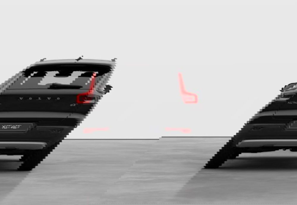 Volvo XC40 nuova a Udine (4)