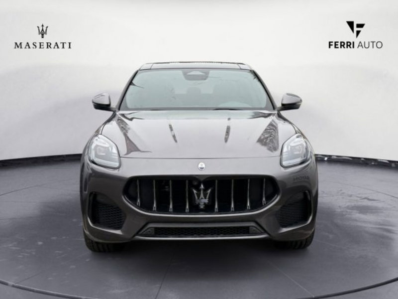 Maserati Grecale nuova a Udine (3)
