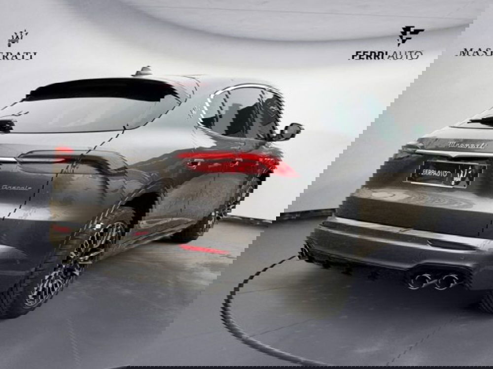 Maserati Grecale nuova a Udine (5)