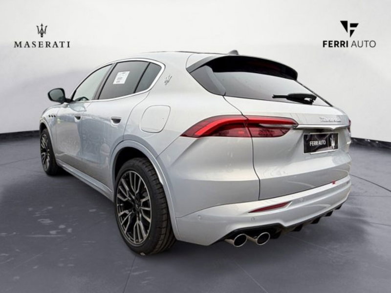 Maserati Grecale nuova a Udine (7)