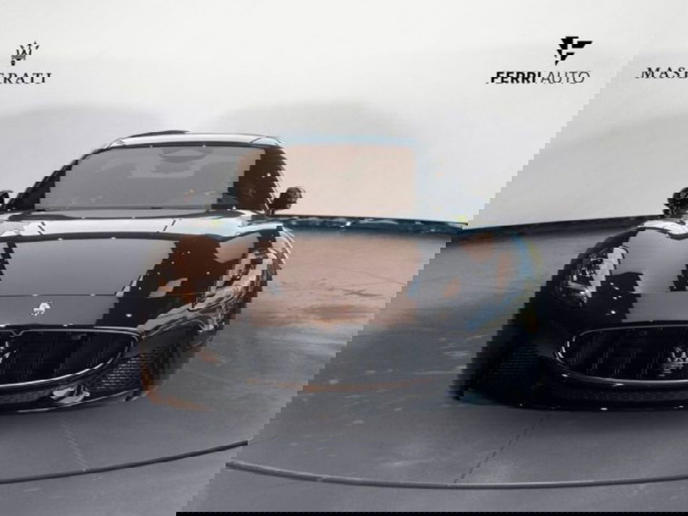 Maserati Granturismo nuova a Udine (3)