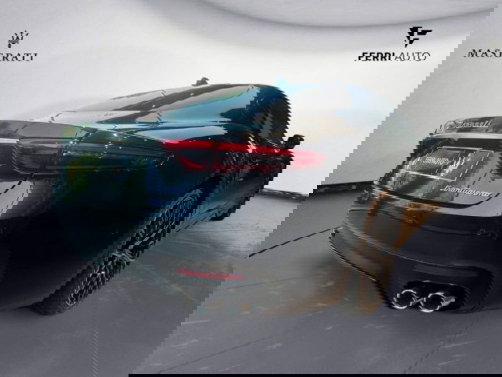 Maserati Granturismo nuova a Udine (5)