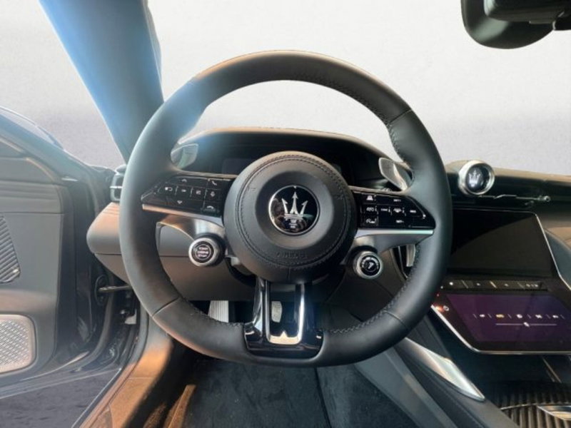 Maserati Granturismo nuova a Udine (9)