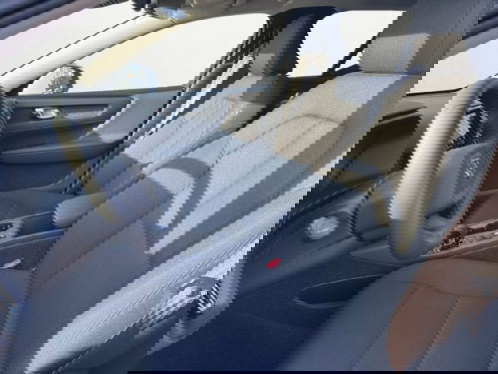 Volvo XC40 nuova a Udine (11)