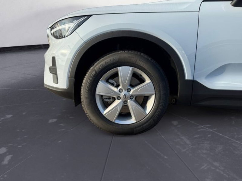 Volvo XC40 nuova a Udine (12)