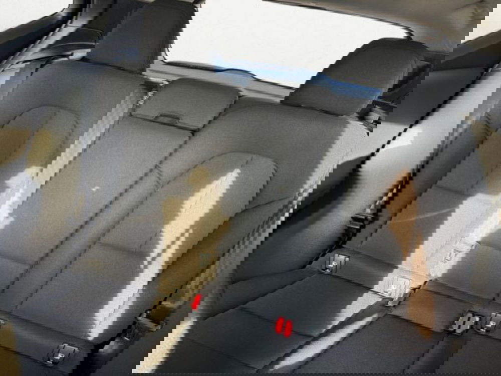 Volvo XC40 nuova a Udine (8)