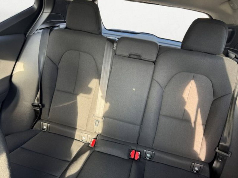 Volvo XC40 nuova a Udine (8)