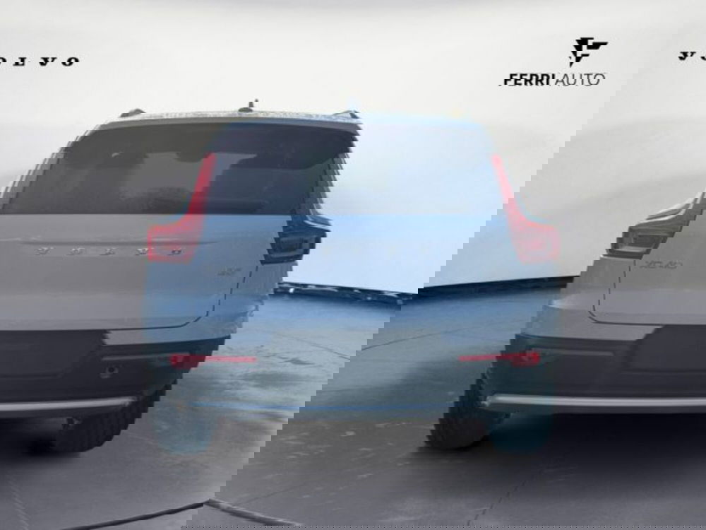 Volvo XC40 nuova a Udine (5)