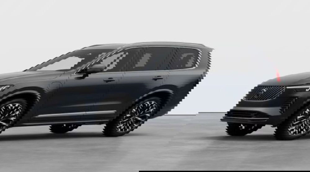 Volvo XC90 nuova a Udine