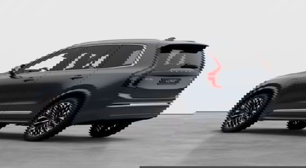 Volvo XC90 nuova a Udine (2)