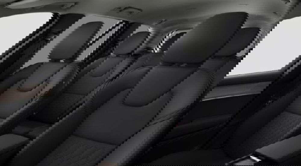 Volvo XC90 nuova a Udine (7)